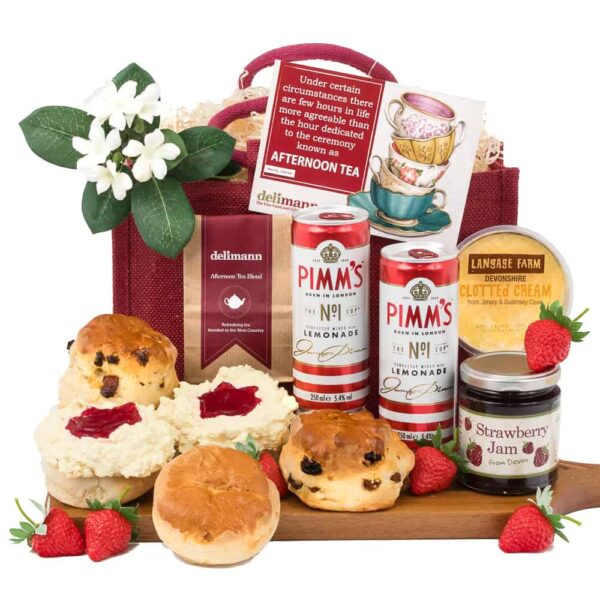 Gift basket, Classic British Pimm's Cream Tea.